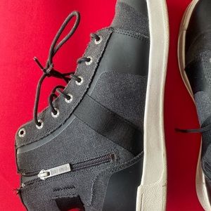 Men’s gently used boots